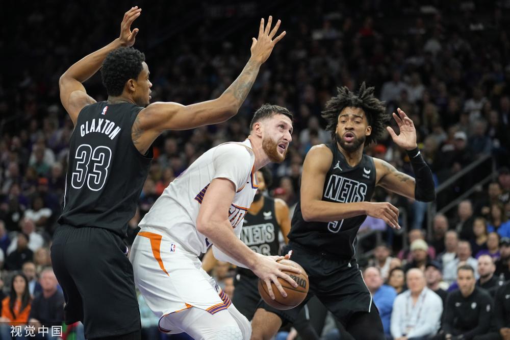 的年轻锋线 的年轻锋线